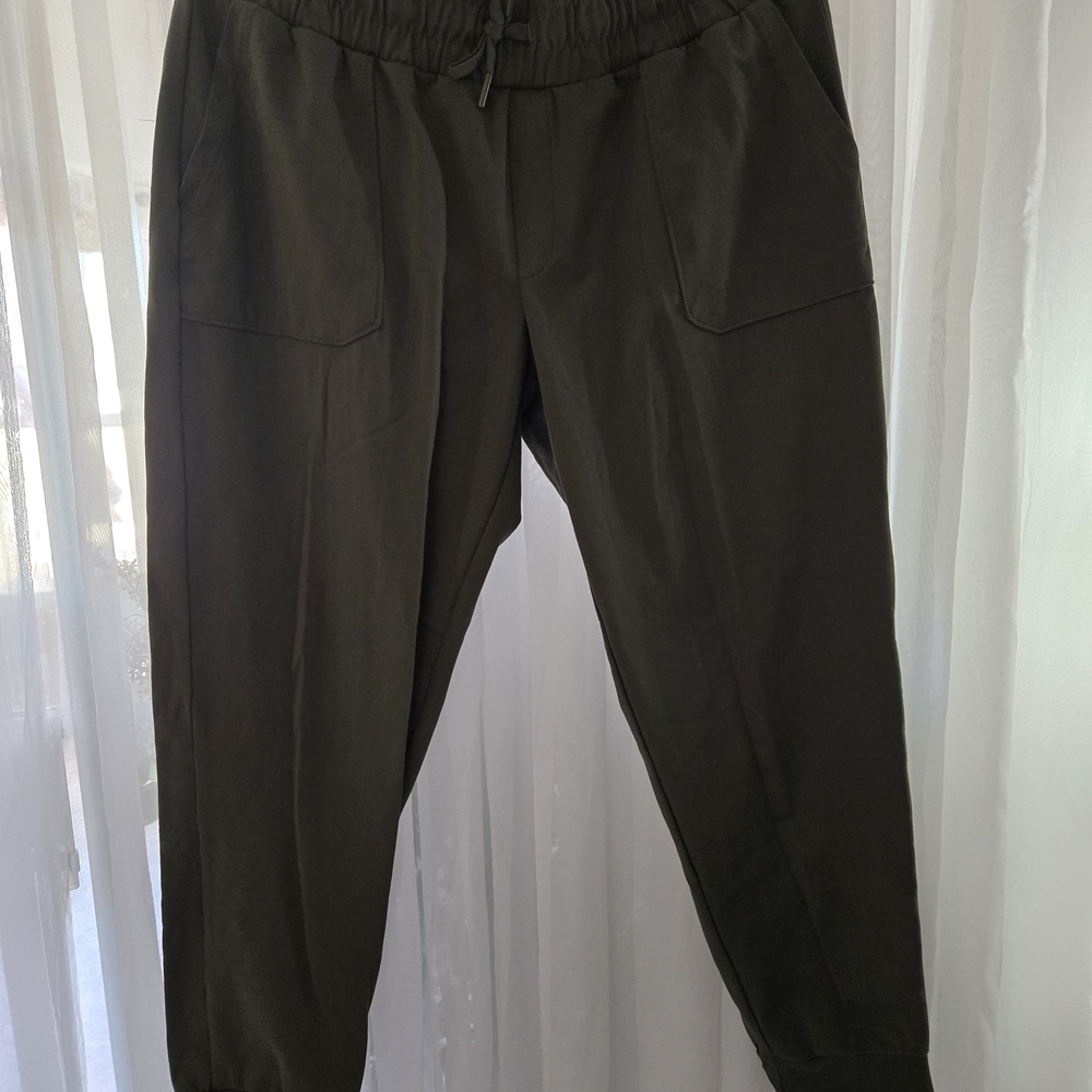 Mondetta Black Drawstring Jogger Pants